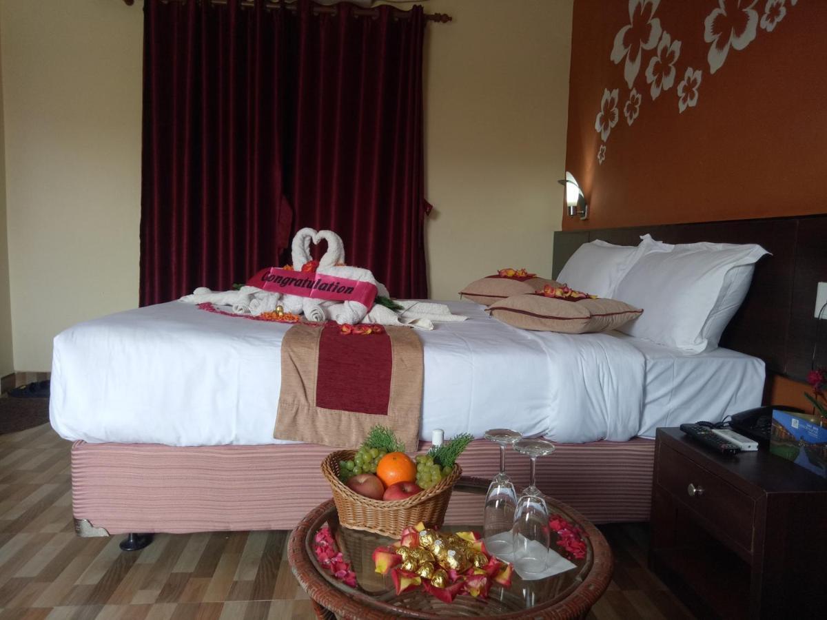 Hotel Vision Safari Pvt Ltd Sauraha Zewnętrze zdjęcie